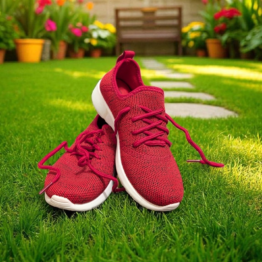 Pro Player Women's Scarlet Knit Sneakers